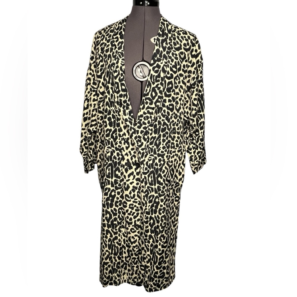 Vintage Wild Rose Black and Tan Leopard Duster